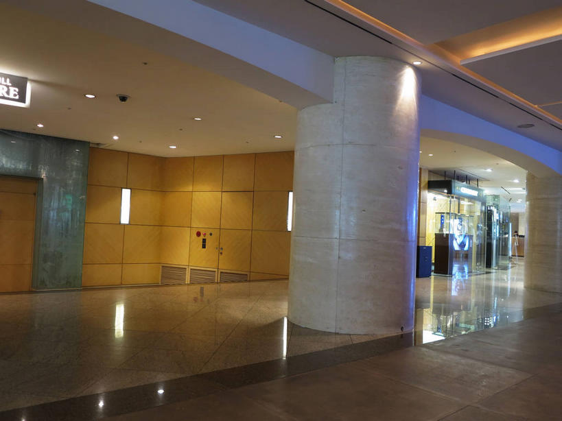 无人,横图,室内,白天,正面,度假,美景,门,城市风光,城市,照明,首尔,汉城,韩国,亚洲,阴影,光线,瓷砖,地砖,影子,墙,景观,走道,走廊,过道,灯光,地面,首都,娱乐,顶灯,墙壁,墙面,灯,灯具,门框,享受,休闲,景色,放松,照亮,照明设备,东亚,大韩民国,首尔市,首尔特别市,特别市,彩图,shslj1,广津区,华克山庄