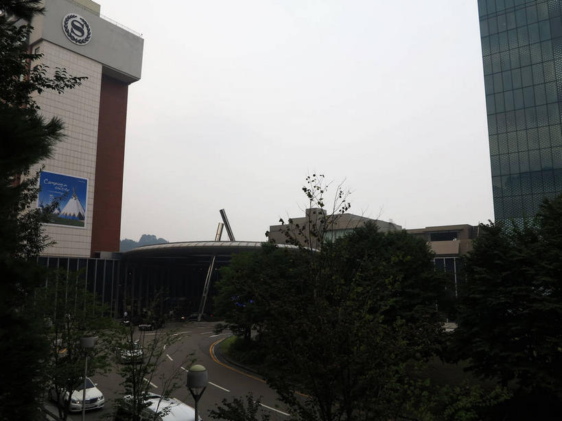 无人,宾馆,高楼大厦,横图,室外,白天,正面,旅游,度假,树林,植物,标志建筑,大厦,道路,地标,建筑,酒店,路,摩天大楼,公路,首尔,汉城,韩国,亚洲,分界线,停车线,交通,首都,娱乐,建设,树,树木,绿色,天空,自然,天,享受,休闲,旅游胜地,放松,生长,成长,酒家,车行道,车行道分界线,旅社,标线,东亚,车行线,大韩民国,首尔市,首尔特别市,特别市,马路,彩图,大楼,高层建筑,高楼,客店,客栈,旅店,旅馆,摩天楼,商旅,shslj1,广津区,华克山庄,华克山庄喜来登酒店