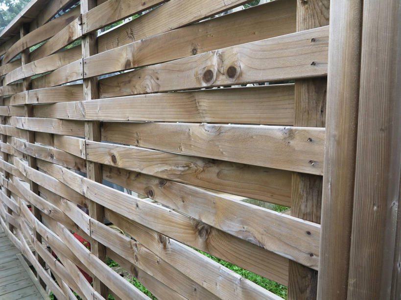 无人,横图,室外,特写,白天,正面,春川,南怡岛,韩国,亚洲,一排,整齐,并列,并排,纹路,木制,纹理,墙,墙壁,墙面,排列,木制品,队列,平行,东亚,肌理,大韩民国,江原道,春川市,彩图,道,shslj1