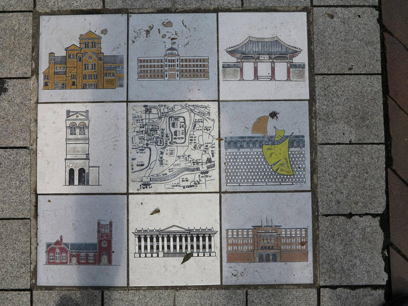 无人,高楼大厦,宫殿,横图,室外,特写,白天,正面,旅游,度假,绘画,标志建筑,大厦,地标,建筑,摩天大楼,首尔,汉城,韩国,亚洲,艺术,装饰,墙,首都,文化,娱乐,建设,壁画,墙壁,墙面,享受,休闲,旅游胜地,放松,华丽,修饰,点缀,东亚,衬托,美观,雅致,雅观,大韩民国,首尔市,首尔特别市,特别市,王宫,乐宫,德寿宫,西宫,画画,彩图,大楼,高层建筑,高楼,摩天楼,shslj1