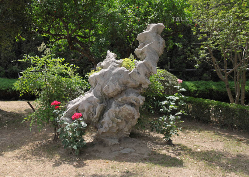 无人,横图,室外,白天,正面,爱情,旅游,度假,幸福,纯洁,热情,花海,花圃,石头,美景,森林,山,树林,植物,玫瑰,叶子,阴影,艺术,盛开,光线,石子,影子,手工艺品,景观,山峰,玫瑰花,山峦,浪漫,花蕾,文化,娱乐,花,花瓣,花朵,花卉,鲜花,树,树木,红色,绿色,阳光,自然,工艺品,花丛,花束,花田,花苞,花蕊,享受,休闲,温暖,温馨,假山,景色,恩爱,放松,红玫瑰,生长,成长,和睦,高雅,自然风光,感动,自信心,品位,尊敬,天真,刺玫花,徘徊花,石块,岩石,彩图,融洽,小山,shtjw1