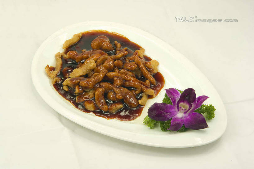 无人,横图,俯视,室内,特写,白天,烹饪,中餐,餐具,阴影,灰色背景,盛开,反射,碟子,盘,影子,调料,酱料,酱汁,肉,佐料,料理,食品,调味品,调味料,花蕾,猪肉,酱,京酱肉丝,甜面酱,菜肴,美食,肉类,花,花瓣,花朵,鲜花,食物,盘子,碟,花苞,花蕊,中式,摄影,佳肴,影棚,甜酱,高雅,里脊肉,肉食,豚肉,淡泊,花中君子,北京菜,京帮菜,京菜,兰花,彩图,高角度拍摄,影棚拍摄,拍摄,里脊,猪里脊肉,shwf1