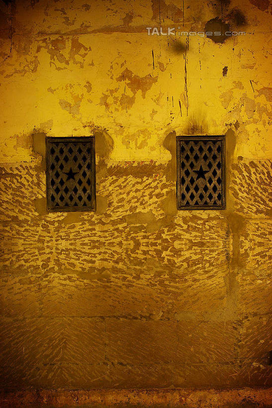 无人,工厂,竖图,室内,白天,正面,旅游,度假,窗户,落地窗,标志建筑,地标,建筑,上海,中国,亚洲,墙,娱乐,建设,1933创意园,虹口区,玻璃窗,墙壁,墙面,享受,休闲,旅游胜地,放松,申,东亚,上海市,中华人民共和国,沪,华东地区,彩图,工地,制造厂,上海1933,1933老场房,shwf1