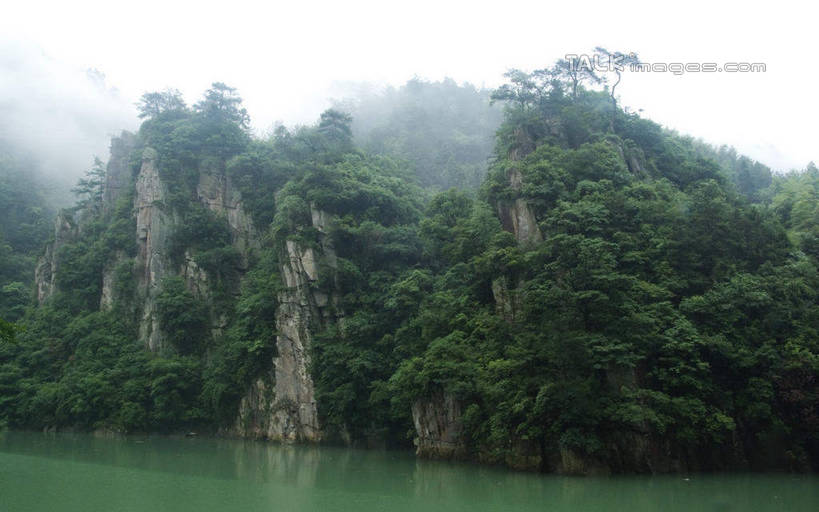 无人,横图,室外,白天,正面,旅游,度假,日出,河流,美景,森林,山,山脉,树林,水,太阳,植物,雾,中国,亚洲,朦胧,模糊,河水,景观,山峰,水流,朝霞,晨曦,黎明,山峦,娱乐,临安,浙江,树,树木,浙江省,绿色,阳光,自然,群山,享受,休闲,景色,放松,生长,成长,浙西大峡谷,杭州,迷雾,自然风光,东亚,杭州市,中华人民共和国,华东地区,省会,浙,朝阳,大雾,彩图,卯时,破晓,日始,临安市,清凉峰国家级自然保护区,shwf1