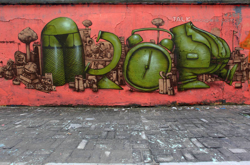 无人,家,横图,室外,白天,正面,抽象,旅游,度假,绘画,科技,植物,标志建筑,道路,地标,建筑,路,公路,闹钟,上海,中国,亚洲,阴影,艺术,时间,光线,彩绘,时钟,图案,影子,房屋,墙,屋子,艺术品,交通,古典,计时,文化,娱乐,建设,莫干山路,楼房,墙壁,墙面,住宅,树,树木,绿色,阳光,自然,工艺品,钟表,品味,享受,休闲,概念,表,旅游胜地,放松,生长,成长,美术,申,高雅,未来,东亚,普陀区,上海市,中华人民共和国,沪,华东地区,美学,图文,钟,马路,彩图,涂鸦,房子,M50创意园,shwf1