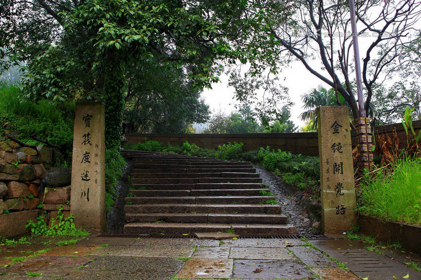 无人,横图,室外,白天,正面,旅游,度假,草地,草坪,美景,树林,植物,楼梯,雕塑,中国,亚洲,艺术,装饰,雕刻,雕像,阶梯,景观,娱乐,浙江,石雕,石刻,台阶,草,树,树木,浙江省,绿色,天空,自然,石碑,工艺品,天,享受,休闲,景色,放松,生长,成长,纪念,美术,自然风光,主题,陈列,东亚,普陀区,普陀山,中华人民共和国,华东地区,浙,功能,美学,舟山,舟山市,彩图,海天佛国,shwf1