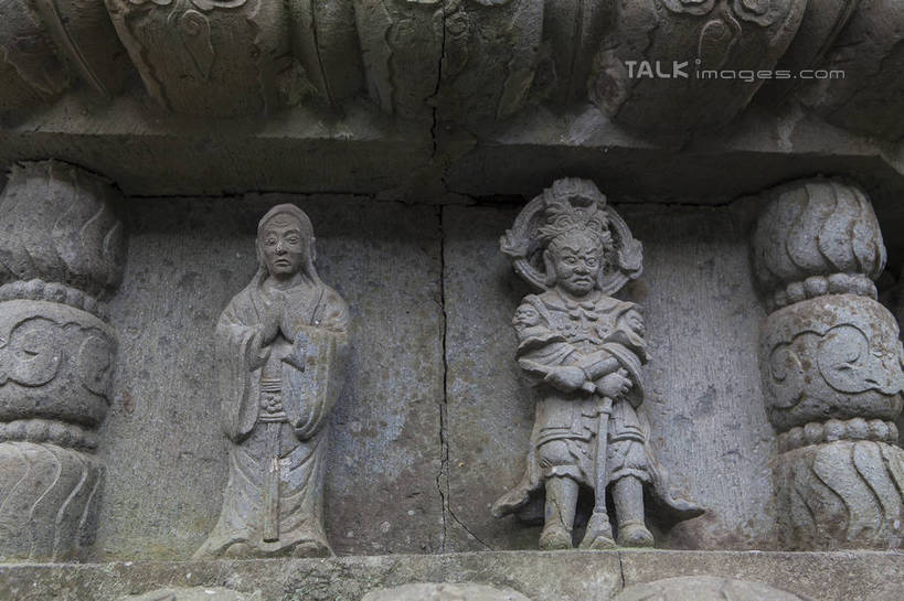 无人,寺庙,站,横图,室外,特写,白天,正面,民族服装,旅游,度假,名胜古迹,标志建筑,地标,建筑,静物,雕塑,中国,亚洲,节日,遗迹,艺术,装饰,雕刻,雕像,古迹,文化,文物,娱乐,建设,古建筑,浙江,石雕,浙江省,工艺品,庙宇,祈祷,站着,享受,休闲,健康,旅游胜地,放松,许愿,宗教,佛教,信仰,纪念,祈求,美术,主题,陈列,古文明,东亚,普陀区,普陀山,法雨禅寺,法雨寺,中华人民共和国,华东地区,浙,功能,美学,舟山,舟山市,释教,平安,站立,彩图,全身,传统服装,民俗服,庙,寺,海天佛国,shwf1