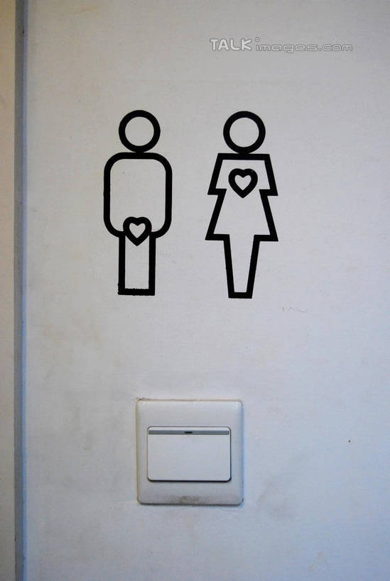 无人,两个人,站,竖图,室内,特写,白天,正面,爱情,零件,电路,卫生间,洗手间,静物,关闭,爱心,墙,浪漫,开关,墙壁,墙面,白色,按钮,打开,站着,温暖,温馨,心形,恩爱,和睦,开启,公厕,公共厕所,闭合,男人,男性,年轻男性,年轻女性,女人,女性,心型,厕所,站立,彩图,全身,融洽,shxw1