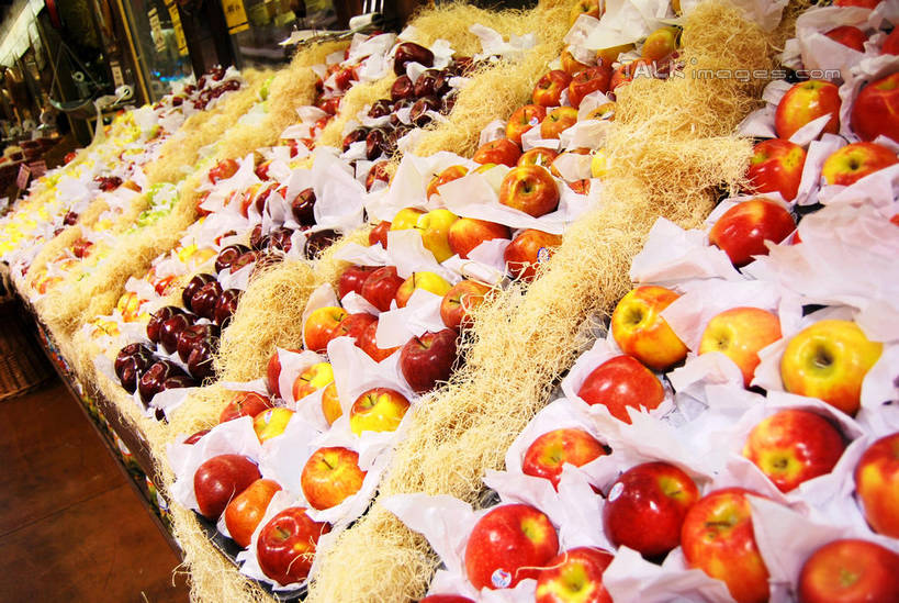 无人,菜场,横图,俯视,室内,白天,购物,消费,苹果,水果,许多,新鲜,生食,食品,果实,集市,市场,很多,蛇果,食物,金融,有机食品,绿色食品,选购,贸易,红元帅,菜市,彩图,高角度拍摄,菜市场,shxw1