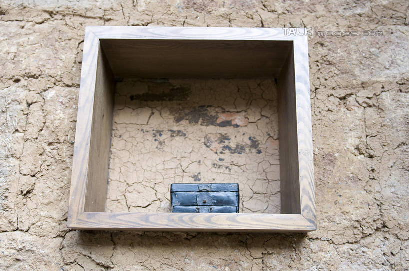 无人,横图,室外,白天,仰视,丽江,中国,亚洲,阴影,粗糙,光线,纹路,纹理,影子,墙,云南,斑驳,墙壁,墙面,盒子,阳光,容器,储藏,毛糙,储存,东亚,云南省,肌理,中华人民共和国,西南地区,滇,丽江市,彩图,低角度拍摄,粗拙,贮存,shylt1