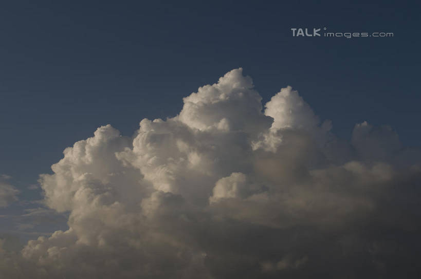 无人,横图,室外,特写,白天,仰视,美景,三亚,中国,亚洲,阴影,光线,影子,景观,云,云朵,云彩,海南,蓝色,白云,蓝天,天空,阳光,自然,天,景色,海南省,晴朗,自然风光,东亚,三亚市,中华人民共和国,华南地区,琼,晴空,彩图,低角度拍摄,shylt1