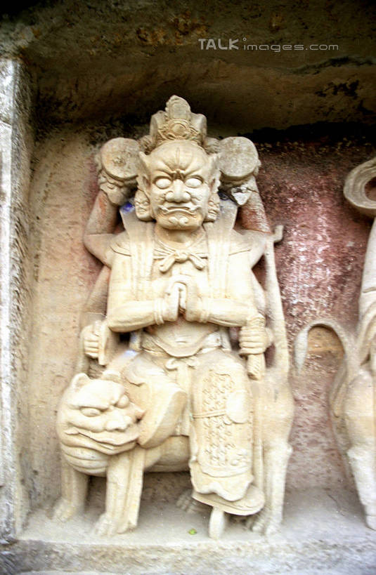 无人,竖图,室外,白天,正面,旅游,度假,石头,标志建筑,地标,建筑,雕塑,重庆,中国,亚洲,艺术,装饰,雕刻,雕像,石子,娱乐,建设,工艺品,享受,休闲,旅游胜地,放松,纪念,美术,主题,陈列,东亚,大足石刻,大足县,中华人民共和国,西南地区,功能,美学,重庆市,渝,大足,大足区,石块,彩图,shzwj1