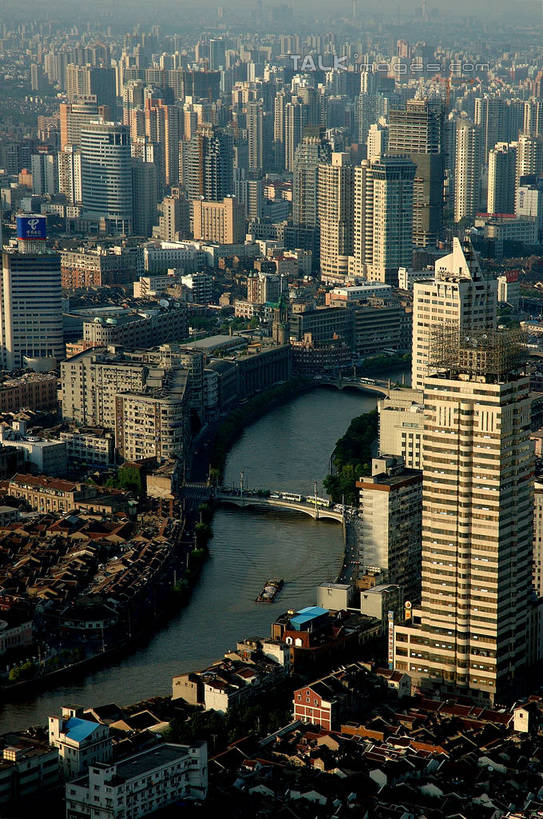 无人,高楼大厦,竖图,俯视,航拍,室外,白天,度假,河流,美景,水,植物,城市风光,标志建筑,城市,大桥,大厦,地标,建筑,立交桥,摩天大楼,桥梁,上海,中国,亚洲,阴影,光线,影子,河水,景观,水流,高架,建筑群,斜拉桥,桥,娱乐,建设,树,树木,绿色,阳光,自然,享受,休闲,景色,放松,生长,成长,申,鸟瞰,苏州河,吴淞江,东亚,上海市,中华人民共和国,沪,华东地区,彩图,高角度拍摄,大楼,高层建筑,高楼,摩天楼,shzxz1