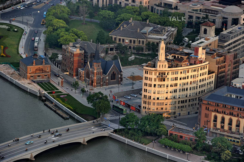 无人,家,高楼大厦,横图,俯视,室外,白天,度假,美景,植物,城市风光,城市,大桥,大厦,建筑,摩天大楼,桥梁,上海,中国,亚洲,房屋,屋子,景观,公寓,建筑群,斜拉桥,桥,娱乐,建设,洋房,楼房,住宅,树,树木,绿色,自然,享受,休闲,景色,放松,生长,成长,申,苏州河,吴淞江,东亚,上海市,中华人民共和国,沪,华东地区,斜张桥,彩图,高角度拍摄,房子,大楼,高层建筑,高楼,摩天楼,shzxz1