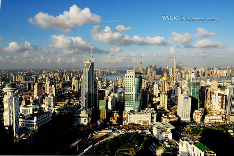 无人,博物馆,高楼大厦,横图,全景,俯视,航拍,室外,白天,度假,美景,天际线,城市风光,标志建筑,城市,大厦,地标,建筑,剧院,摩天大楼,上海,中国,亚洲,阴影,研究,光线,影子,景观,云,云朵,建筑群,教育,云彩,娱乐,建设,蓝色,白云,蓝天,天空,阳光,人民广场,天,享受,休闲,景色,放松,上海博物馆,上海城市规划馆,上海大剧院,上海自然博物馆,晴朗,展览,申,鸟瞰,欣赏,陈列,黄浦区,东亚,上海音乐厅,延安东路,上海城市规划展示馆,上海市,中华人民共和国,沪,华东地区,典藏,上海人民广场,晴空,彩图,高角度拍摄,大楼,高层建筑,高楼,剧场,摩天楼,shzxz1