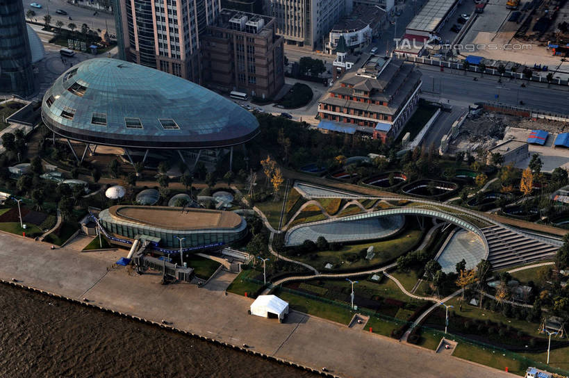 无人,家,高楼大厦,码头,横图,俯视,航拍,室外,白天,度假,草地,草坪,美景,植物,城市风光,标志建筑,城市,大厦,道路,地标,港口,建筑,路,摩天大楼,公路,上海,中国,亚洲,阴影,光线,影子,房屋,屋子,景观,公寓,交通,娱乐,建设,虹口区,洋房,楼房,住宅,草,树,树木,绿色,阳光,自然,享受,休闲,景色,放松,生长,成长,申,鸟瞰,北外滩,东亚,上海市,中华人民共和国,沪,华东地区,马路,彩图,高角度拍摄,房子,摆渡口,埠头,大楼,渡口,渡头,港湾,高层建筑,高楼,海港,货运码头,口岸,摩天楼,商港,shzxz1