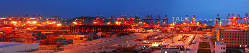 无人,码头,横图,室外,夜晚,正面,长时间曝光,旅游,度假,美景,标志建筑,地标,港口,建筑,路灯,夜景,照明,中国,亚洲,阴影,朦胧,模糊,光线,影子,景观,灯光,娱乐,建设,浙江,灯,浙江省,蓝色,蓝天,天空,自然,天,享受,休闲,旅游胜地,景色,放松,晴朗,照亮,照明设备,自然风光,曝光,东亚,洋山港,洋山深水港,万里无云,中华人民共和国,华东地区,浙,舟山,舟山市,晴空,晴空万里,彩图,摆渡口,埠头,渡口,渡头,港湾,海港,货运码头,口岸,商港,深水港,崎岖列岛,嵊泗县,洋山镇,shzxz1