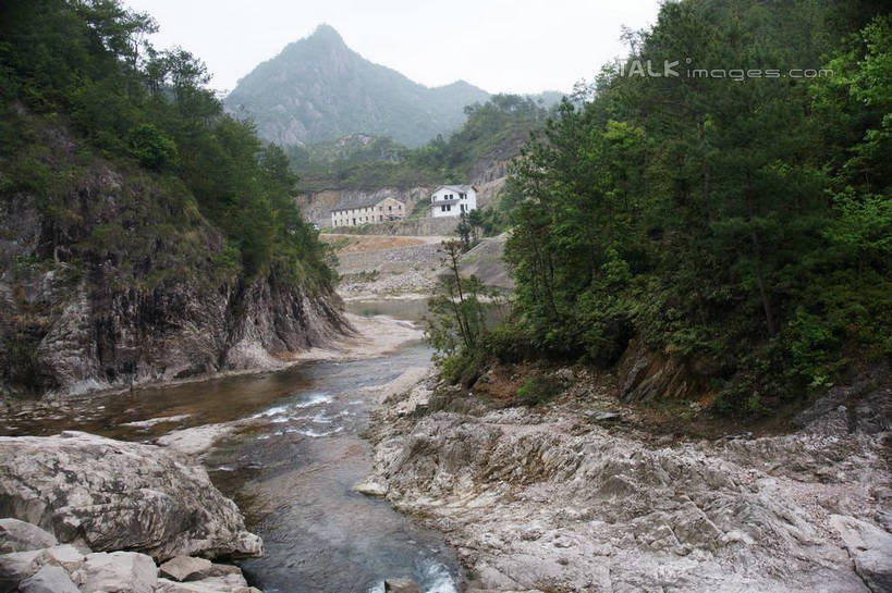无人,横图,俯视,室外,白天,旅游,度假,河流,石头,美景,森林,山,山脉,树林,水,植物,楠溪江,中国,亚洲,波纹,石子,河水,景观,山峰,水流,涟漪,山峦,娱乐,浙江,树,树木,浙江省,绿色,倒影,水纹,天空,自然,波浪,群山,天,享受,休闲,景色,放松,生长,成长,倒映,自然风光,东亚,永嘉,中华人民共和国,华东地区,水晕,浙,温州,温州市,反照,石块,岩石,彩图,高角度拍摄,永嘉县,shzyn1