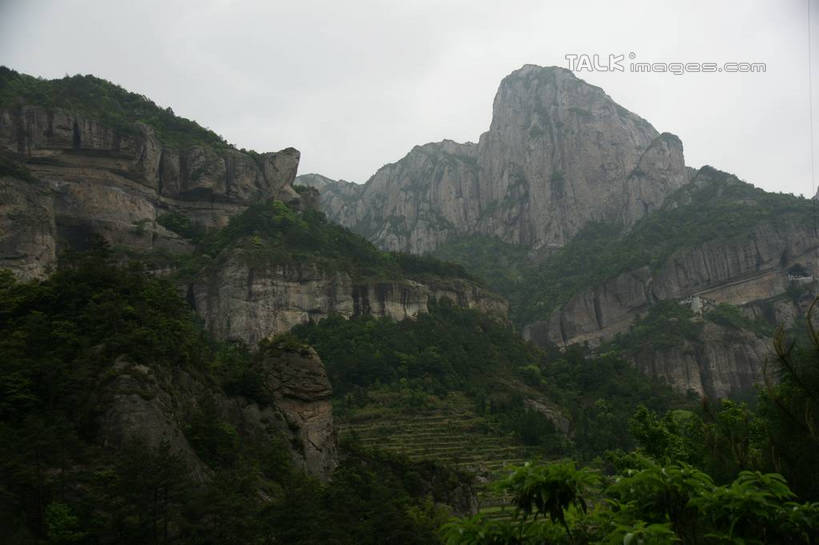 无人,横图,室外,白天,仰视,旅游,度假,石头,美景,森林,山,山脉,树林,植物,楠溪江,中国,亚洲,石子,景观,山峰,山峦,娱乐,浙江,树,树木,浙江省,绿色,天空,自然,群山,天,享受,休闲,景色,放松,生长,成长,自然风光,东亚,永嘉,中华人民共和国,华东地区,浙,温州,温州市,石块,彩图,低角度拍摄,永嘉县,shzyn1