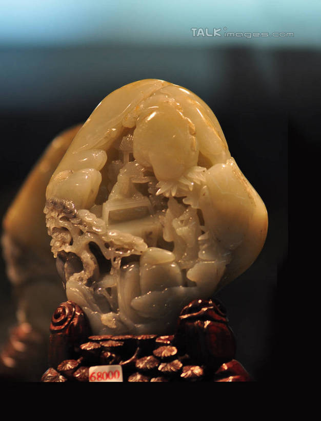 东方人,无人,三个人,伙伴,朋友,站,坐,说,竖图,室内,特写,白天,正面,讨论,友谊,植物,静物,玉,雕塑,亚洲,阴影,花纹,艺术,装饰,光线,标价,标签,雕刻,雕像,图案,影子,灯光,乐器,弹奏,演奏,黄种人,树,树木,一个,绿色,自然,工艺品,站着,奢侈品,玉雕,生长,单个,成长,纪念,玉器,美术,贵重,珍贵,主题,琴,底座,陈列,玉石,古筝,功能,美学,宝贵,交流,友情,老年男性,男人,男性,亚洲人,沟通,讲话,交谈,商讨,说话,谈话,站立,坐着,彩图,全身,yzdzj1