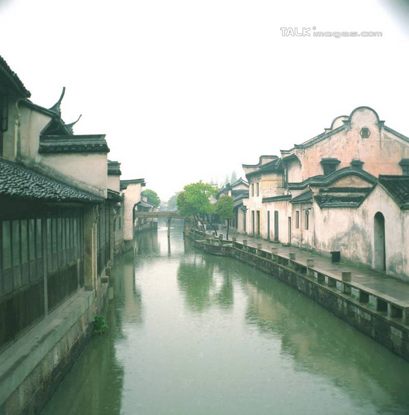 无人,家,竖图,室外,白天,正面,旅游,度假,河流,美景,水,植物,中国,亚洲,许多,阴影,光线,影子,房屋,屋子,河水,景观,水流,娱乐,浙江,民居,住宅,树,树木,浙江省,蓝色,绿色,倒影,蓝天,天空,阳光,自然,天,享受,休闲,景色,放松,水乡,生长,成长,自然风光,东亚,乌镇,中华人民共和国,华东地区,浙,嘉兴,嘉兴市,桐乡市,彩图,房子,yzdzj1