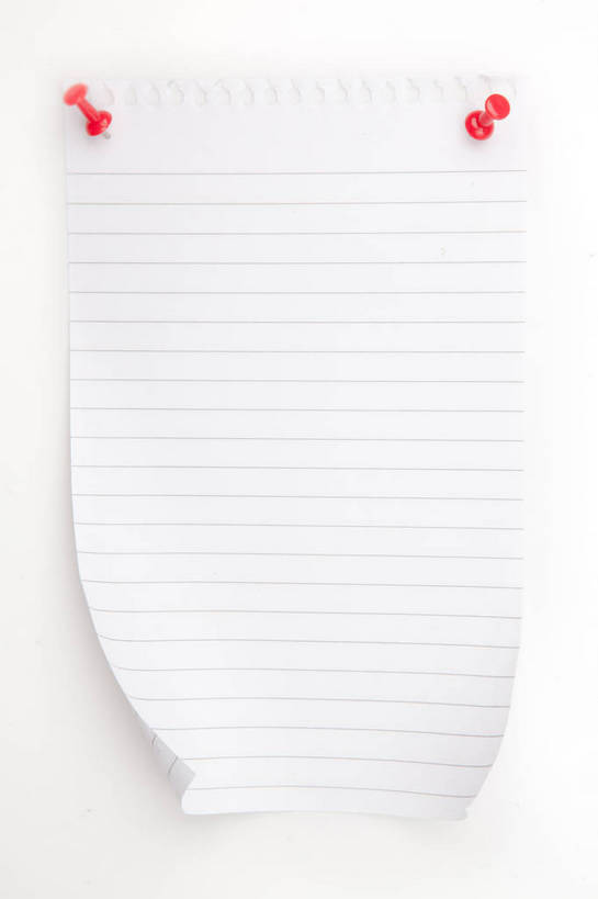 无人,竖图,室内,特写,白天,白色背景,正面,生活用品,静物,阴影,反射,影子,纸,办公用品,稿纸,信纸,纸张,文具,两个,红色,便签纸,学习用品,日用品,图钉,摄影,影棚,文具用品,彩图,影棚拍摄,拍摄,速写纸,文稿纸,演算纸