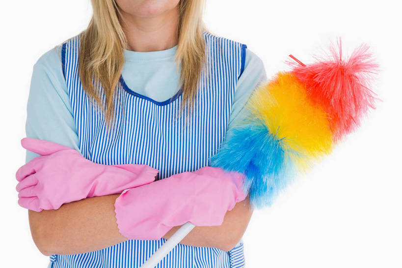 西方人,手,一个人,站,双手交叉,横图,室内,特写,白天,白色背景,正面,欧洲,欧洲人,双手,仅一个女性,仅一个人,握,服装,工具,围裙,拿,拿着,休闲装,衣服,粉色,手套,清洁,站着,仅一个中年女性,休闲,手部,休闲服,橡胶,握着,摄影,服饰,影棚,鸡毛掸子,卫生,双手抱胸,除尘,保洁,橡胶手套,鸡毛掸,橡胶制品,女人,女性,中年女性,白种人,站立,半身,彩图,影棚拍摄,拍摄