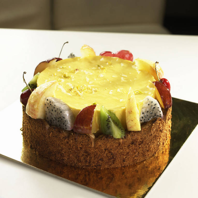 点心,无人,方图,俯视,室内,特写,白天,下午茶,餐桌,桌子,菠萝,猕猴桃,樱桃,水果,一块,许多,切开,阴影,新鲜,环绕,围绕,反射,图形,影子,正方形,纸,生食,食品,果实,纸张,很多,几何,环抱,火龙果,食物,糕点,排列,切,金色,青龙果,有机食品,绿色食品,餐台,纸板,数学,剖面,硬纸板,切面,摆列,萦绕,樱珠,莺桃,英桃,楔桃,奇异果,牛桃,猕猴梨,荆桃,凤梨,彩图,高角度拍摄,几何图形,平面图形,正四边形,布列,分列,蛋糕,shjb1