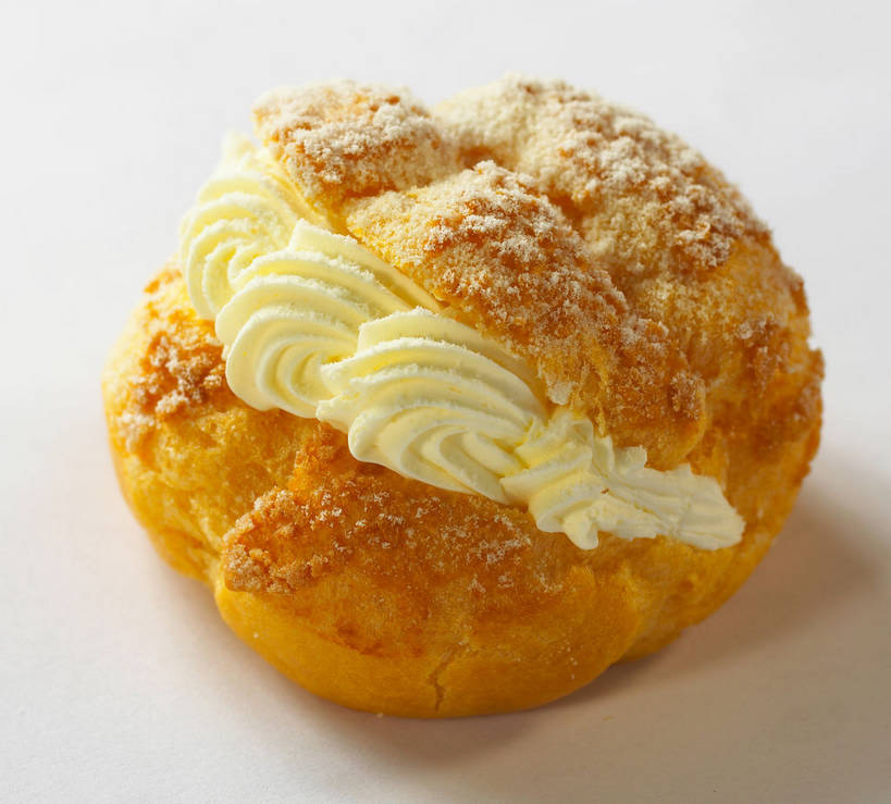 点心,无人,横图,俯视,室内,特写,白天,白色背景,餐桌,桌子,一块,阴影,反射,影子,食品,泡芙,甜点,甜品,食物,糕点,甜食,奶油,摄影,影棚,餐台,乳制品,摄影棚,激凌,克林姆,淇淋,彩图,高角度拍摄,影棚拍摄,拍摄,奶油泡芙,shjb1