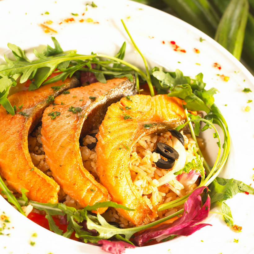 海鲜,米饭,三文鱼,无人,方图,俯视,室内,特写,白天,烹饪,西餐,餐桌,桌子,鲑鱼,洋葱,阴影,反射,鱼,影子,菊苣,秋葵,炒饭,肉,鱼肉,料理,食品,苦菜,饭,水产,菜肴,美食,肉类,鱼类,海洋生物,食物,西式,佳肴,餐台,苦苣,五谷,玉葱,水生动物,毛茄,羊角豆,海产品,横截面,水生物,剖面,肉食,海底动物,芝麻菜,鲑,黄秋葵,咖啡黄葵,德国芥菜,火箭生莱,芸芥,芝麻叶,紫花南芥,截面,截面图形,荷兰葱,圆葱,洋葱头,球葱,葱头,彩图,高角度拍摄,羊角菜,火箭菜,咖啡草,咖啡萝卜,卡斯尼,明目菜,皱叶苦苣,三文鱼炒饭,shjb1