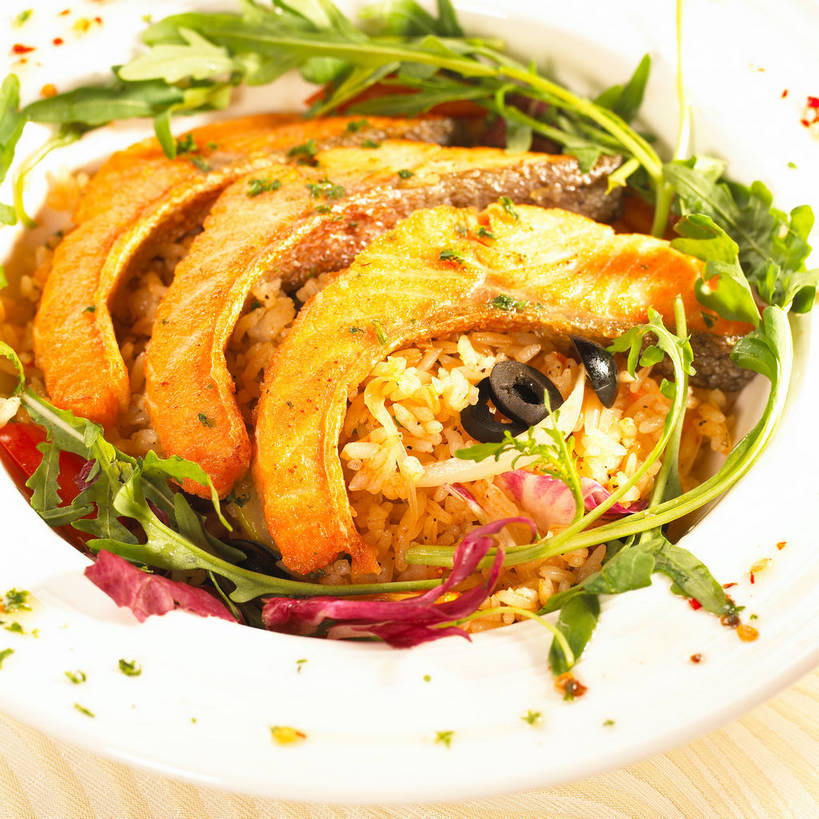 海鲜,米饭,三文鱼,无人,方图,俯视,室内,特写,白天,烹饪,西餐,餐桌,桌子,鲑鱼,洋葱,阴影,反射,鱼,影子,菊苣,秋葵,炒饭,肉,鱼肉,料理,食品,苦菜,饭,水产,菜肴,美食,肉类,鱼类,海洋生物,食物,西式,佳肴,餐台,苦苣,五谷,玉葱,水生动物,毛茄,羊角豆,海产品,横截面,水生物,剖面,肉食,海底动物,芝麻菜,鲑,黄秋葵,咖啡黄葵,德国芥菜,火箭生莱,芸芥,芝麻叶,紫花南芥,截面,截面图形,荷兰葱,圆葱,洋葱头,球葱,葱头,彩图,高角度拍摄,羊角菜,火箭菜,咖啡草,咖啡萝卜,卡斯尼,明目菜,皱叶苦苣,三文鱼炒饭,shjb1