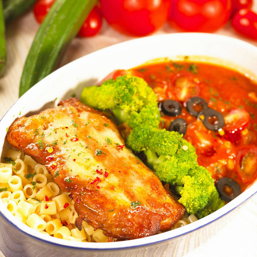 面食,通心粉,无人,方图,俯视,室内,特写,白天,西餐,餐桌,桌子,橄榄,蔬菜,西红柿,小番茄,水果,一堆,许多,阴影,堆叠,堆积,新鲜,反射,影子,秋葵,西兰花,调料,鸡肉,酱料,酱汁,面,茄汁,肉,生食,通心面,佐料,料理,食品,果实,调味品,很多,调味料,蔬果,番茄酱,鸡腿,酱,肉类,食物,红色,西式,有机食品,绿色食品,餐台,堆,鸡腿肉,毛茄,羊角豆,黄秋葵,咖啡黄葵,甘蓝花,小西红柿,樱桃小番茄,珍珠小番茄,青果,白榄,樱桃番茄,圣女果,番茄,彩图,高角度拍摄,羊角菜,绿菜花,绿花菜,青花菜,蔬菜皇冠,shjb1