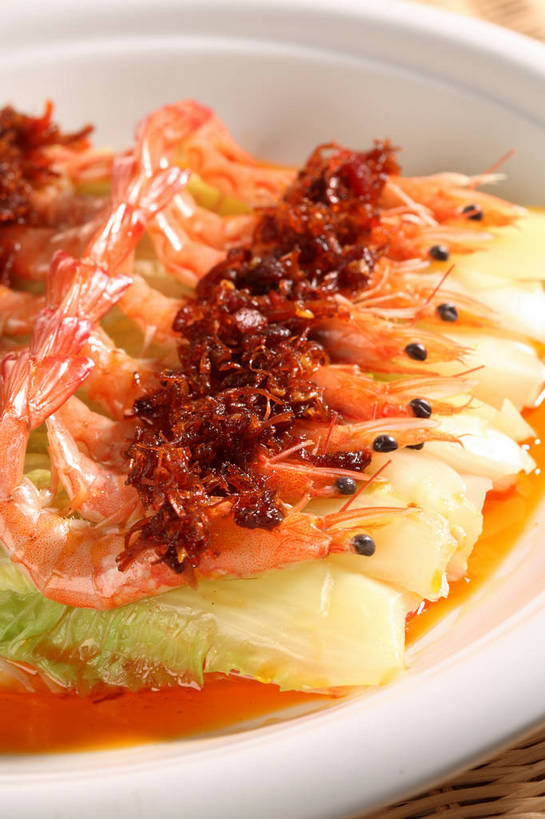 海鲜,无人,竖图,俯视,室内,特写,白天,烹饪,中餐,餐桌,桌子,蔬菜,餐具,一排,阴影,朦胧,模糊,新鲜,整齐,并列,并排,反射,碟子,盘,影子,大白菜,肉,虾,料理,食品,白菜,水产,菜肴,美食,肉类,海洋生物,食物,排列,一个,白色,盘子,碟,中式,佳肴,有机食品,绿色食品,单个,餐台,中华料理,虾肉,队列,水生动物,河虾,海产品,平行,水生物,肉食,海底动物,娃娃菜,结球白菜,胶菜,淡水虾,青虾,日本沼虾,彩图,高角度拍摄,黄芽白,shjb1