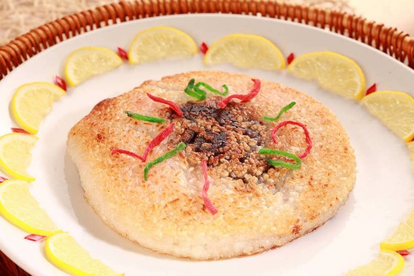 点心,无人,交叉,横图,俯视,室内,特写,白天,烹饪,中餐,餐桌,桌子,竹子,柠檬,餐具,水果,切开,阴影,竹制,新鲜,环绕,围绕,编织,反射,碟子,篮子,盘,影子,生食,料理,食品,甜点,甜品,果实,环抱,菜肴,美食,食物,排列,两个,黄色,白色,盘子,竹篮,碟,甜食,切,中式,佳肴,有机食品,绿色食品,餐台,中华料理,竹条,交织,配菜,竹制品,剖面,切面,八宝饭,摆列,萦绕,穿插,益母果,柠果,彩图,高角度拍摄,布列,分列,shjb1