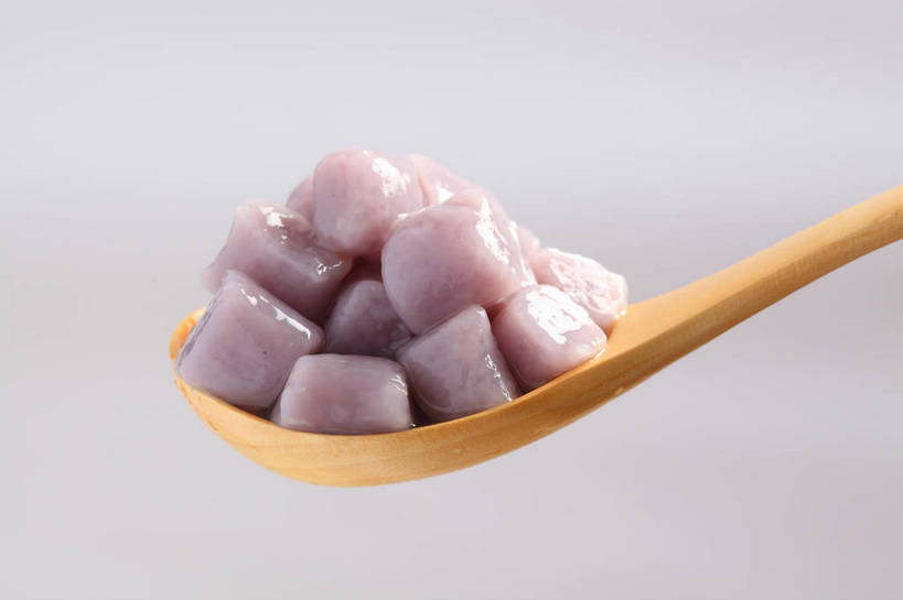 点心,无人,横图,俯视,室内,特写,白天,一把,一堆,许多,堆叠,堆积,灰色背景,木制,勺子,食品,甜点,甜品,很多,食物,紫色,木制品,调羹,汤匙,甜食,摄影,影棚,堆,摄影棚,彩图,高角度拍摄,影棚拍摄,拍摄,粉圆,珍珠粉圆,shjb1