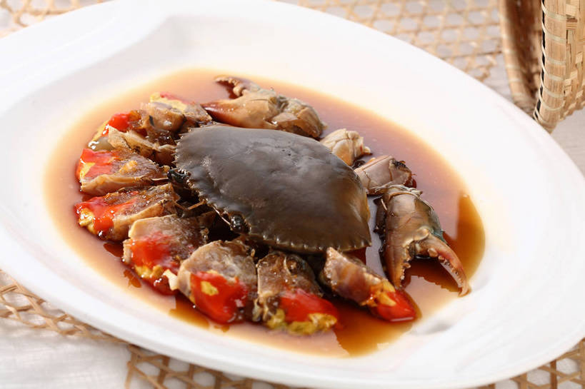 蟹,无人,横图,俯视,室内,特写,白天,烹饪,中餐,餐桌,桌子,餐具,阴影,反射,螃蟹,碟子,盘,影子,肉,料理,食品,蟹肉,菜肴,美食,肉类,食物,一个,白色,盘子,碟,中式,佳肴,单个,餐台,中华料理,肉食,甲壳动物,彩图,高角度拍摄,醉蟹,shjb1