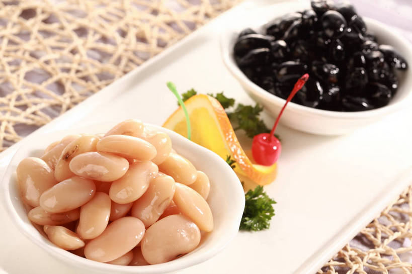 点心,无人,横图,俯视,室内,特写,白天,烹饪,中餐,植物,餐桌,桌子,柠檬,樱桃,豆,芹菜,蔬菜,餐具,一堆,许多,堆叠,堆积,新鲜,布料,碟子,盘,豆类,豆子,黑豆,料理,食品,甜点,甜品,很多,布纹,菜肴,美食,桌布,食物,三个,白色,盘子,餐巾,碟,台布,甜食,中式,佳肴,有机食品,绿色食品,荷兰芹,欧芹,香芹,餐台,中华料理,堆,豆科,白豆,乌豆,乌大豆,眉豆,饭豇豆,饭豆,甘豆,法香,巴西利,洋香菜,洋芫荽,法国香菜,旱芹菜,番荽,樱珠,莺桃,英桃,益母果,楔桃,牛桃,柠果,荆桃,餐桌布,彩图,高角度拍摄,shjb1