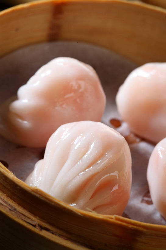 点心,蒸笼,无人,竖图,俯视,室内,特写,白天,烹饪,厨具,一排,竹制,整齐,并列,并排,料理,食品,饺子,面点,小吃,美食,食物,排列,一个,四个,中式,虾饺,单个,竹制品,队列,笼屉,蒸饺,平行,烹饪用具,烹调用具,烹调,彩图,高角度拍摄,广式点心,广州点心,shjb1,虾饺皇