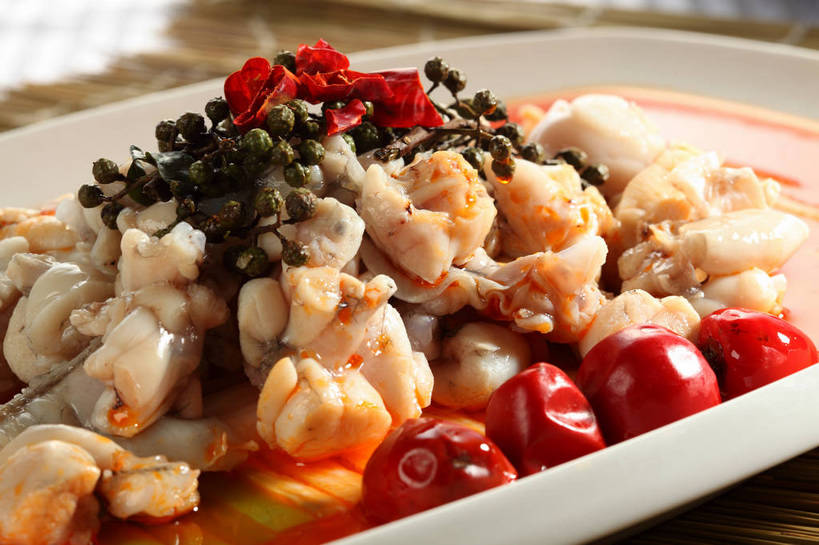 无人,横图,俯视,室内,特写,白天,烹饪,中餐,餐桌,桌子,野生动物,辣椒,蔬菜,餐具,一堆,许多,堆叠,堆积,竹制,新鲜,碟子,盘,青椒,调味,肉,香料,佐料,料理,食品,很多,牛蛙,菜肴,美食,肉类,食物,一个,白色,动物,盘子,垫子,碟,中式,可爱,活泼,佳肴,有机食品,绿色食品,单个,餐台,中华料理,堆,花椒,山椒,配料,竹制品,川菜,肉食,辣角,红海椒,大椒,辣虎,广椒,作料,四川菜,大花椒,狗椒,红花椒,青花椒,蜀椒,香椒,辣子,红辣椒,红椒,海椒,番椒,彩图,高角度拍摄,shjb1,馋嘴牛蛙,馋嘴蛙