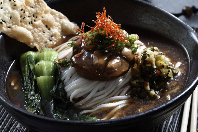 点心,面包,面食,面条,无人,横图,俯视,室内,特写,白天,烹饪,中餐,餐桌,筷子,桌子,蔬菜,餐具,一双,新鲜,陶瓷,青菜,面,料理,食品,面点,陶瓷制品,文化,传统,雪菜,菜肴,美食,食物,糕点,一个,容器,碗,中式,佳肴,有机食品,绿色食品,单个,餐台,中华料理,储藏,礼节,储存,小白菜,礼仪,雪里红,不结球白菜,进餐用具,彩图,高角度拍摄,雪里蕻,贮存,shjb1