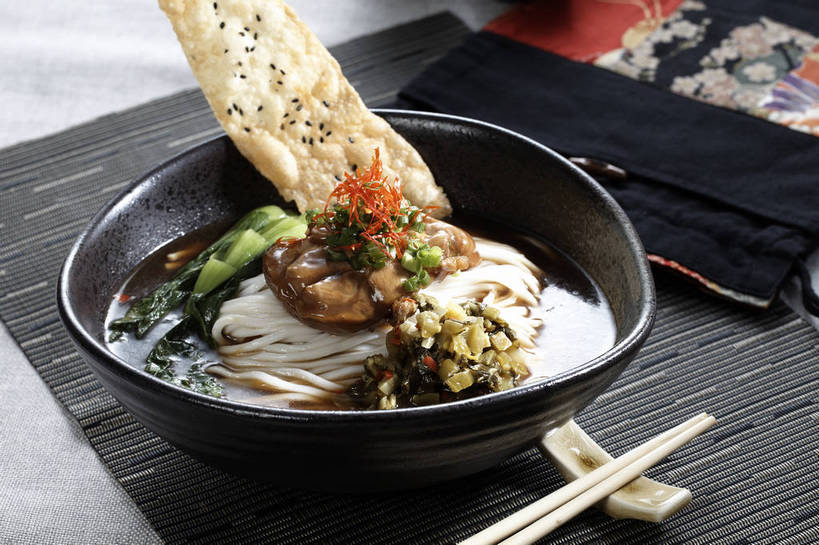 点心,面包,面食,面条,无人,横图,俯视,室内,特写,白天,烹饪,中餐,餐桌,筷子,桌子,蔬菜,餐具,一双,新鲜,陶瓷,青菜,面,料理,食品,面点,陶瓷制品,文化,传统,雪菜,菜肴,美食,食物,糕点,一个,容器,碗,中式,佳肴,有机食品,绿色食品,单个,餐台,中华料理,储藏,礼节,储存,小白菜,礼仪,雪里红,不结球白菜,进餐用具,彩图,高角度拍摄,雪里蕻,贮存,shjb1