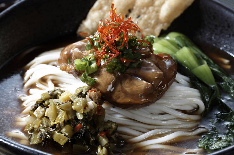 点心,面包,面食,面条,无人,横图,俯视,室内,特写,白天,烹饪,中餐,餐桌,桌子,蔬菜,新鲜,陶瓷,青菜,面,料理,食品,面点,陶瓷制品,雪菜,菜肴,美食,食物,糕点,一个,容器,碗,中式,佳肴,有机食品,绿色食品,单个,餐台,中华料理,储藏,储存,小白菜,雪里红,不结球白菜,彩图,高角度拍摄,雪里蕻,贮存,shjb1