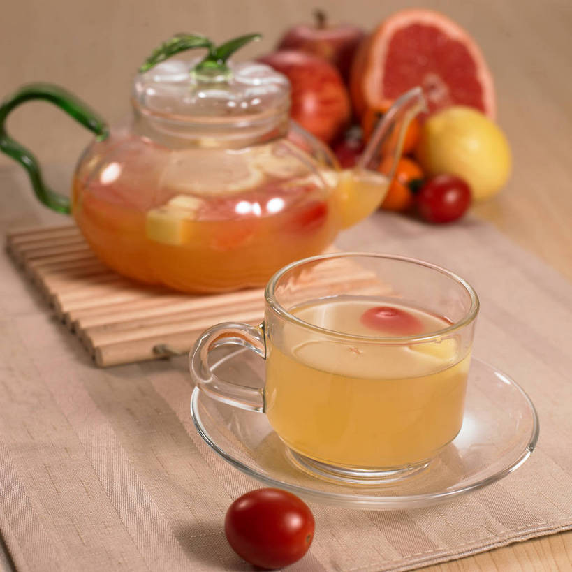 无人,横图,俯视,室内,特写,白天,幸福,餐桌,茶,桌子,苹果,柠檬,蔬菜,西红柿,小番茄,杯子,餐具,水果,玻璃,新鲜,布料,碟子,壶,盘,生食,茶叶,食品,果实,布纹,娱乐,蔬果,玻璃制品,水壶,桌布,食物,黄色,红色,盘子,餐巾,茶壶,容器,水杯,碟,台布,享受,休闲,温馨,放松,乐趣,有机食品,绿色食品,餐台,提神,舒适,甜橙,醒脑,血橙,水果茶,果茶,小西红柿,樱桃小番茄,珍珠小番茄,茶杯,益母果,柠果,橙子,橙,樱桃番茄,圣女果,番茄,餐桌布,彩图,高角度拍摄,鹄壳,黄橙,黄果,金橙,金环,金球,糖橙,红橙,shjb1