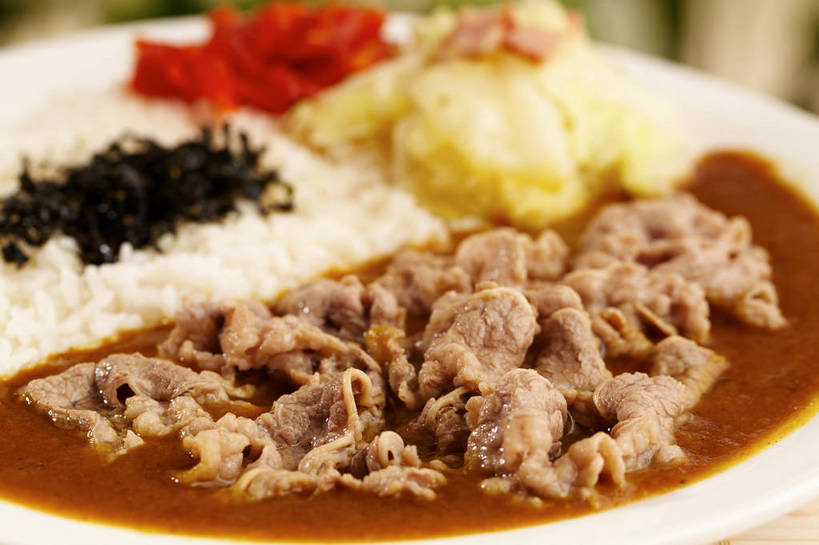 米饭,咖哩,无人,横图,俯视,室内,特写,白天,烹饪,中餐,蔬菜,餐具,朦胧,模糊,新鲜,碟子,盘,大白菜,调料,海苔,肉,牛肉,料理,食品,紫菜,饭,调味品,调味料,酱菜,白菜,咖喱,菜肴,美食,肉类,食物,腌制,一个,红色,白色,盘子,碟,中式,佳肴,有机食品,绿色食品,单个,中华料理,五谷,肉食,盖浇饭,腌渍,肥牛,结球白菜,胶菜,彩图,高角度拍摄,条斑紫菜,黄芽白,shjb1