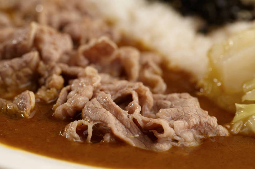 米饭,咖哩,无人,横图,俯视,室内,特写,白天,烹饪,中餐,蔬菜,餐具,朦胧,模糊,新鲜,碟子,盘,大白菜,调料,肉,牛肉,料理,食品,饭,调味品,调味料,白菜,咖喱,菜肴,美食,肉类,食物,一个,盘子,碟,中式,佳肴,有机食品,绿色食品,单个,中华料理,五谷,肉食,盖浇饭,肥牛,结球白菜,胶菜,彩图,高角度拍摄,黄芽白,shjb1