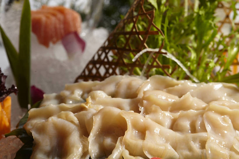 无人,横图,俯视,室内,特写,白天,烹饪,蔬菜,叶子,阴影,新鲜,反射,影子,冰,肉,日本料理,冰块,料理,食品,绿叶,蓬蒿,冷冻,菜肴,美食,肉类,食物,绿色,日式料理,日式,嫩叶,寒冷,佳肴,有机食品,绿色食品,冷藏,冰冷,肉食,茼蒿,春菊,茼蒿菜,保鲜,叶,叶片,彩图,高角度拍摄,shjb1