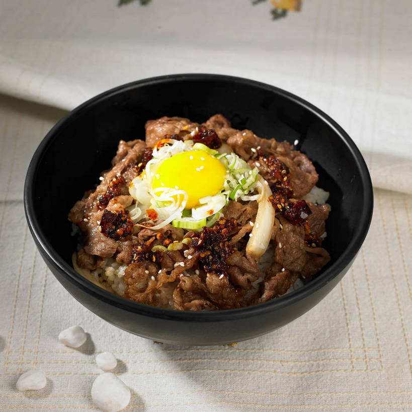 米饭,无人,横图,俯视,室内,特写,白天,烹饪,石头,餐桌,桌子,蔬菜,椰菜,卷心菜,厨具,阴影,新鲜,反射,锅子,石锅,石子,影子,蛋,蛋黄,鸡蛋,肉,料理,食品,饭,韩式,锅,菜肴,美食,肉类,食物,一个,甘蓝,佳肴,有机食品,绿色食品,单个,餐台,锅具,五谷,石锅拌饭,韩国料理,肉食,韩国菜,韩式料理,烹饪用具,草鸡蛋,卵,甘蓝菜,烹调用具,石块,岩石,结球甘蓝,甘兰,包心菜,烹调,彩图,高角度拍摄,圆白菜,本鸡蛋,笨鸡蛋,柴鸡蛋,山鸡蛋,土鸡蛋,石锅饭,石碗拌饭,shjb1