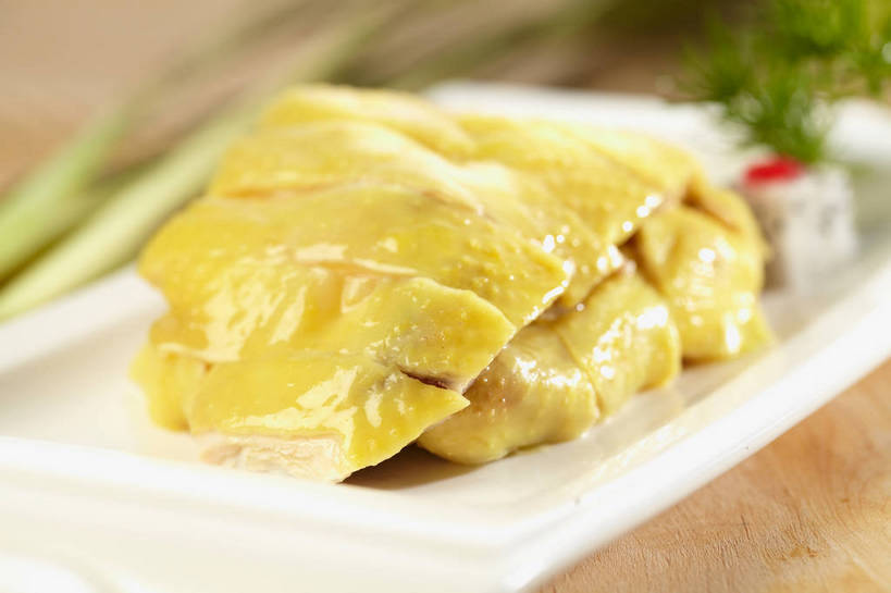 无人,横图,俯视,室内,特写,白天,烹饪,中餐,餐桌,桌子,蔬菜,西红柿,小番茄,餐具,水果,叶子,一排,许多,切开,朦胧,模糊,新鲜,整齐,碟子,盘,鸡肉,肉,生食,料理,食品,果实,绿叶,很多,蔬果,菜肴,美食,肉类,火龙果,食物,排列,一个,红色,绿色,盘子,碟,切,中式,嫩叶,青龙果,佳肴,有机食品,绿色食品,单个,餐台,中华料理,堆,队列,剖面,肉食,白斩鸡,切面,三黄油鸡,小西红柿,樱桃小番茄,珍珠小番茄,叶,叶片,樱桃番茄,圣女果,番茄,彩图,高角度拍摄,shjb1