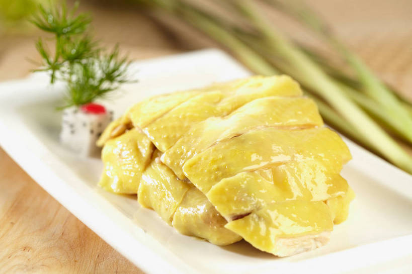 无人,横图,俯视,室内,特写,白天,烹饪,中餐,餐桌,桌子,蔬菜,西红柿,小番茄,餐具,水果,叶子,一排,许多,切开,朦胧,模糊,新鲜,整齐,碟子,盘,鸡肉,肉,生食,料理,食品,果实,绿叶,很多,蔬果,菜肴,美食,肉类,火龙果,食物,排列,一个,红色,绿色,盘子,碟,切,中式,嫩叶,青龙果,佳肴,有机食品,绿色食品,单个,餐台,中华料理,堆,队列,剖面,肉食,白斩鸡,切面,三黄油鸡,小西红柿,樱桃小番茄,珍珠小番茄,叶,叶片,樱桃番茄,圣女果,番茄,彩图,高角度拍摄,shjb1