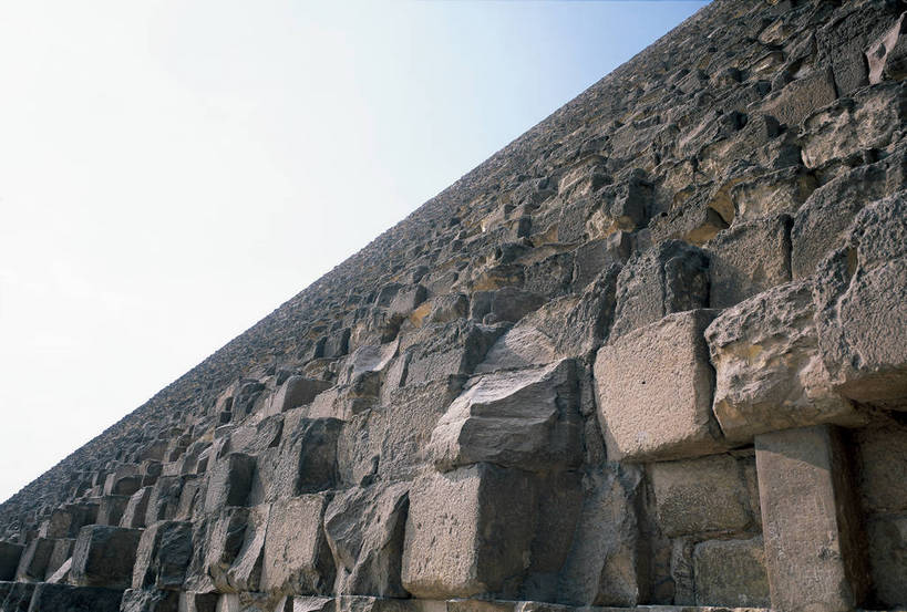 横图,彩色,室外,白天,旅游,度假,名胜古迹,标志建筑,地标,建筑,非洲,埃及,清澈,遗迹,文化遗产,古迹,文化,文物,娱乐,建设,古建筑,石柱,蓝色,天空,天,享受,休闲,旅游胜地,金字塔,放松,摄影,古代建筑,文明,古文明,北非,胡夫金字塔,阿非利加洲,奇迹,古埃及文明,古代文明,明澈,清彻,清亮,彩图,旅行,bj174